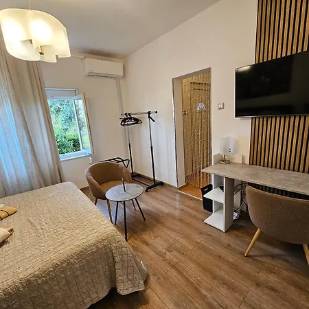 Zita - Heart Of Rovinj, For 2, Free Parking, 2min Center, 5min Walk