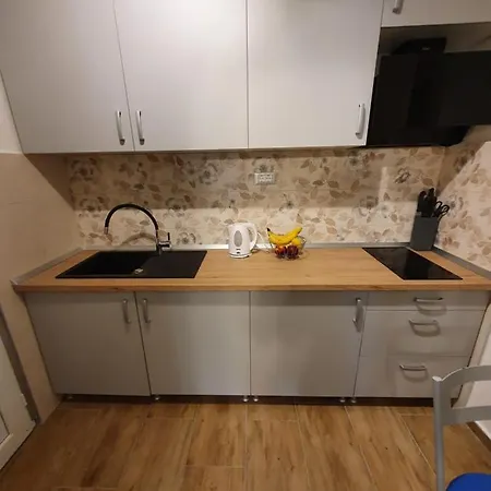 Apartment Zita - Heart Of Rovinj, For 2, Free Parking, 2min Center, 5min Walk *