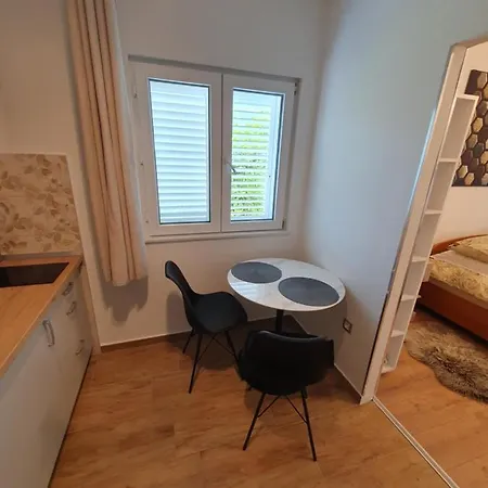 Zita - Heart Of Rovinj, For 2, Free Parking, 2min Center, 5min Walk Apartment *